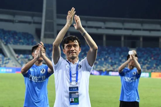 国产成人v爽在线免播放观看