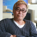 微勃